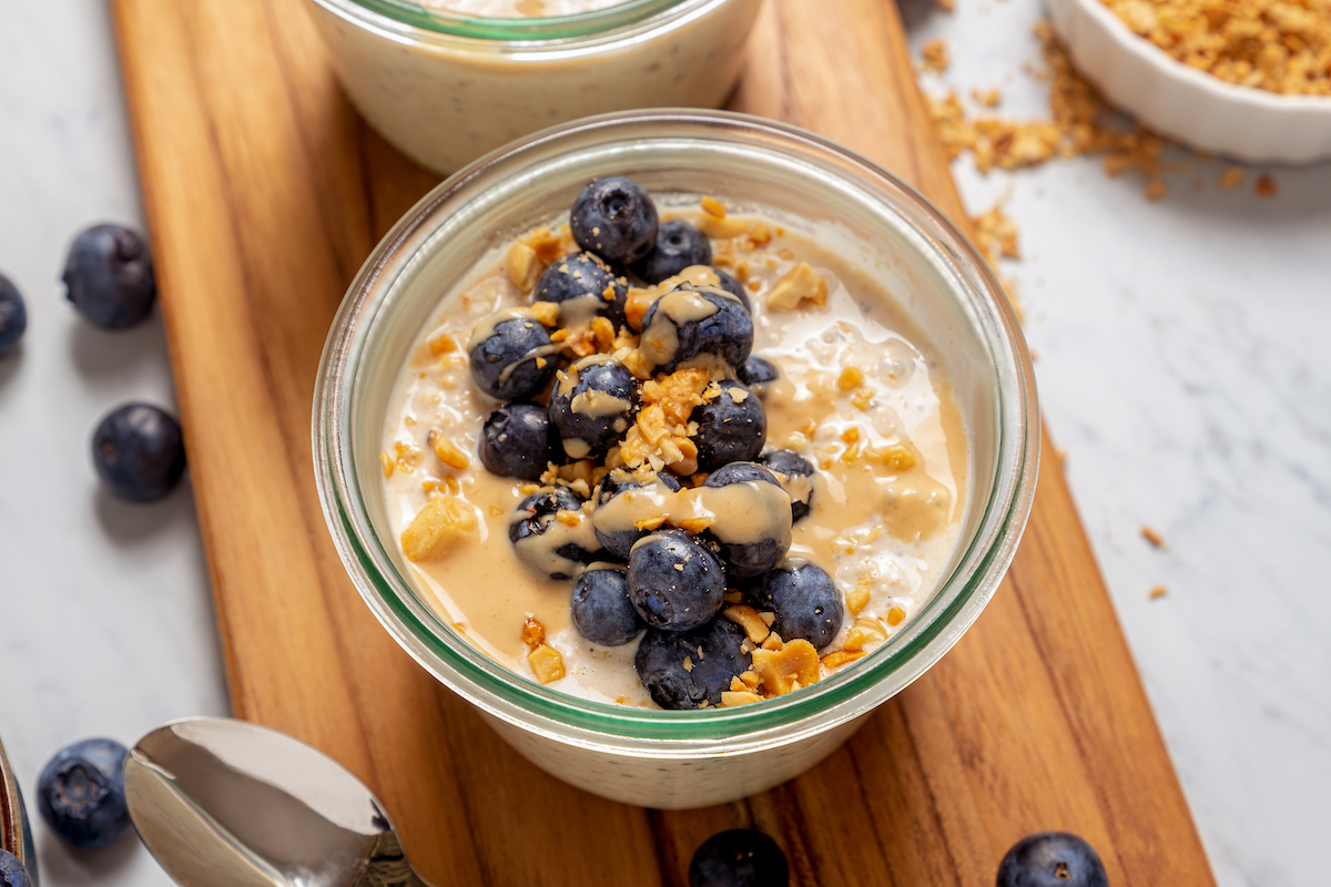 Stay Full: Healthy Peanut Butter Overnight Oats for Lasting Energy